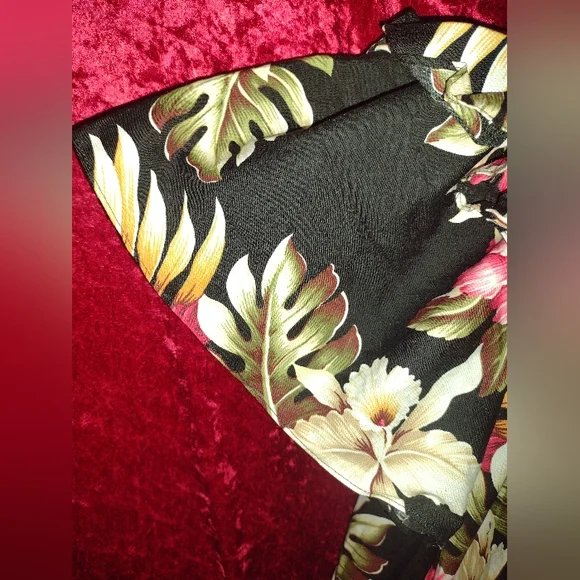 Black Hibiscus Floral Print Hawaiian MuuMuu Sz 2 XL - Picture 4 of 6